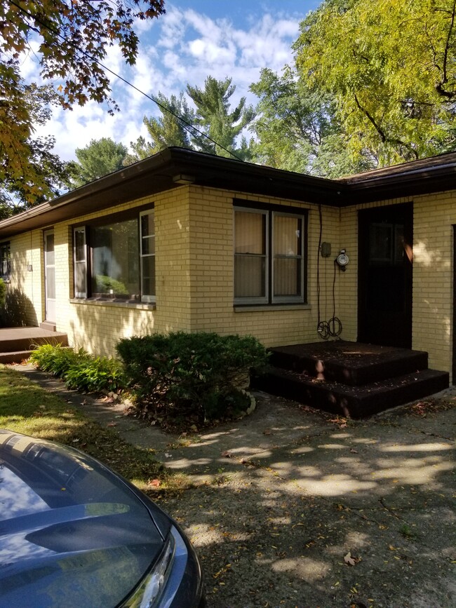 Building Photo - 3747 Mill Rd