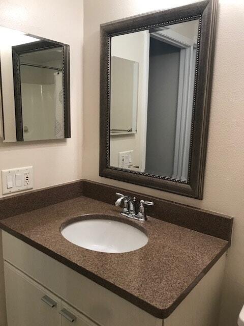 Foto del edificio - 13391 Fox Chapel Ct