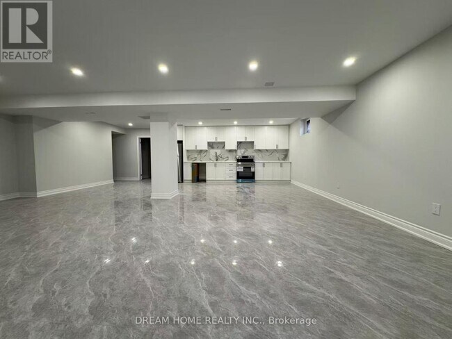 Photo du bâtiment - 50 Emmeline Crescent