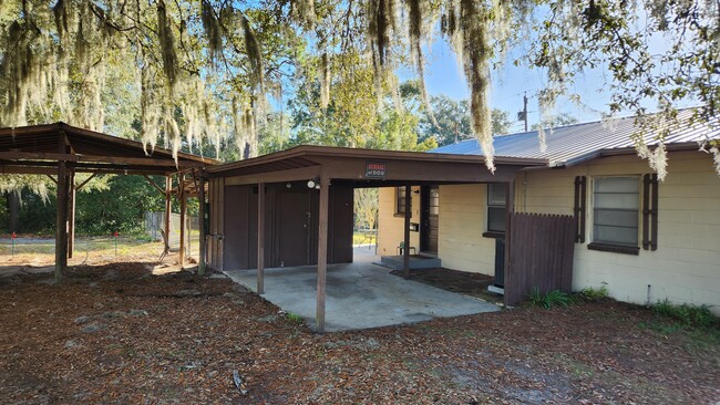 Building Photo - 2510 Carr St