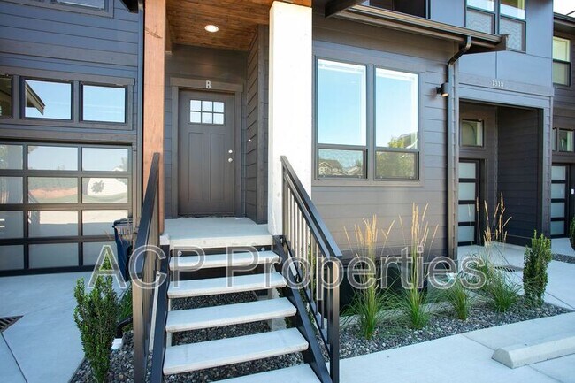 Foto del edificio - 1318 Bradley Ct