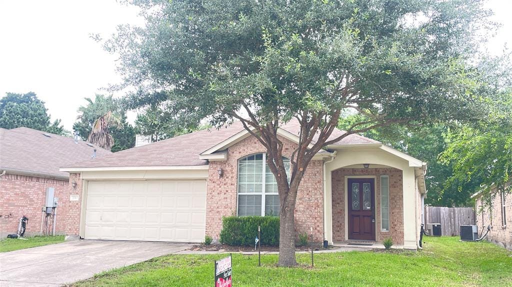 Foto principal - 21565 Duke Alexander Dr