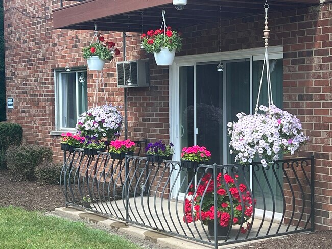 Foto del edificio - 10S511 Echo Ln