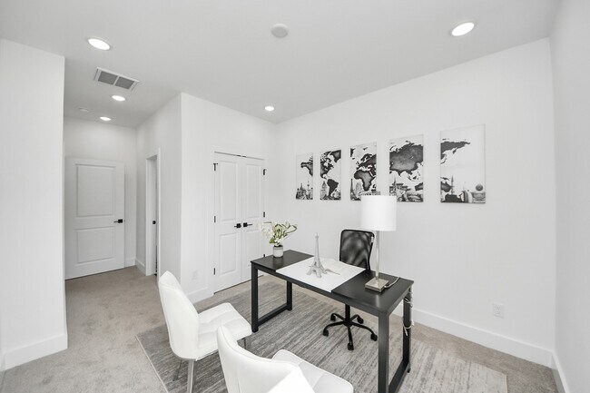 Foto del edificio - 2434 Harrington St