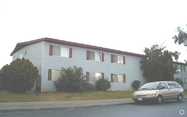 Foto del edificio - 869 Sharmon Palms Ln