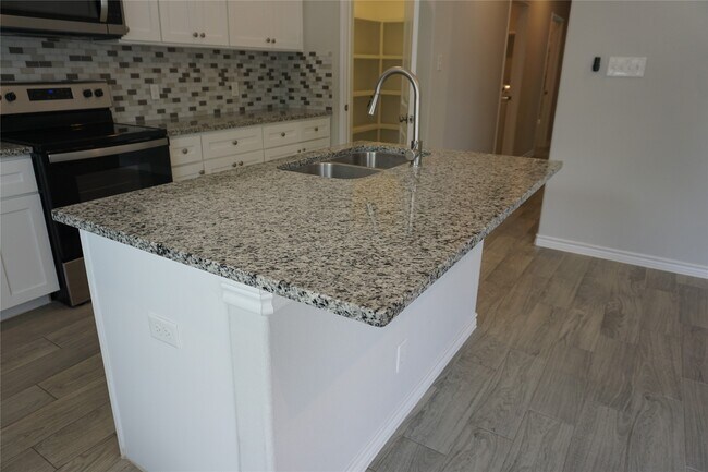 Foto del edificio - 9771 Black Gum