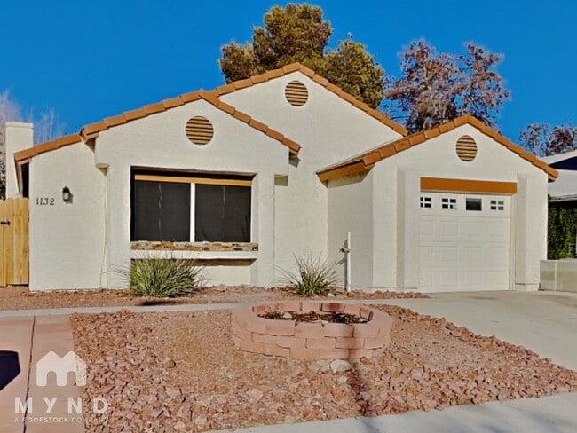 Building Photo - 1132 Placerville St