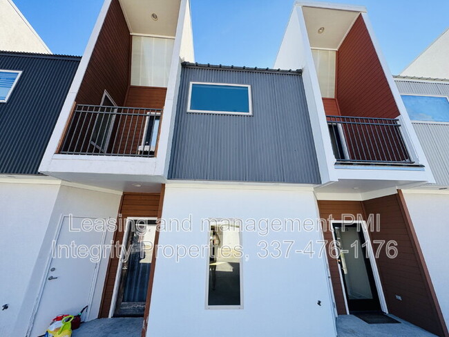 Foto del edificio - 113 Bayou St