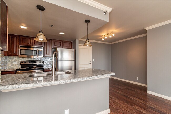 Foto del edificio - 3525 Sage Rd