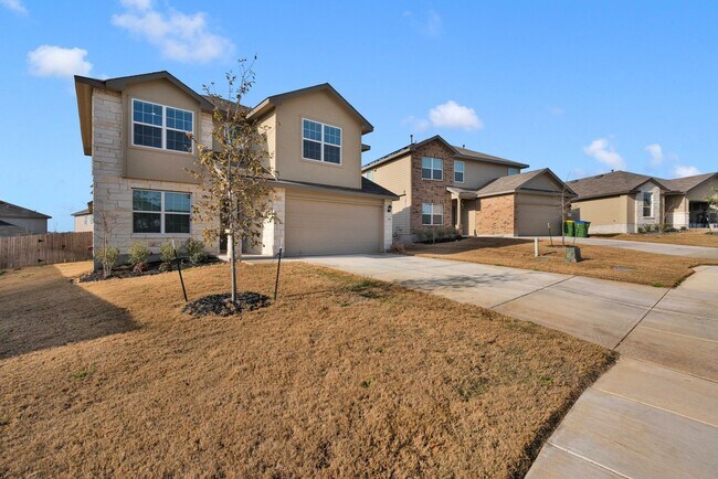 Foto del edificio - Spacious 5-Bedroom Beauty in Redbird Ranch –  with Community Perks!