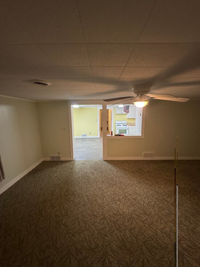 Foto del edificio - 6711 Vincent Hill Rd