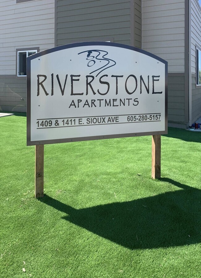 Foto del edificio - 1409 E Sioux Ave