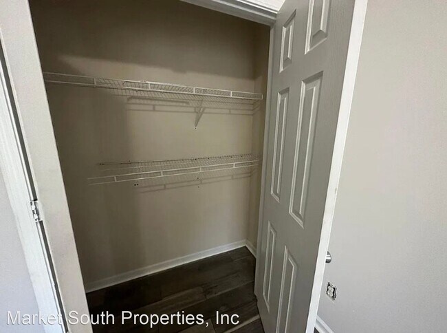 Building Photo - 3 br, 2.5 bath House - 8300 OAKLEY CIRCLE #2