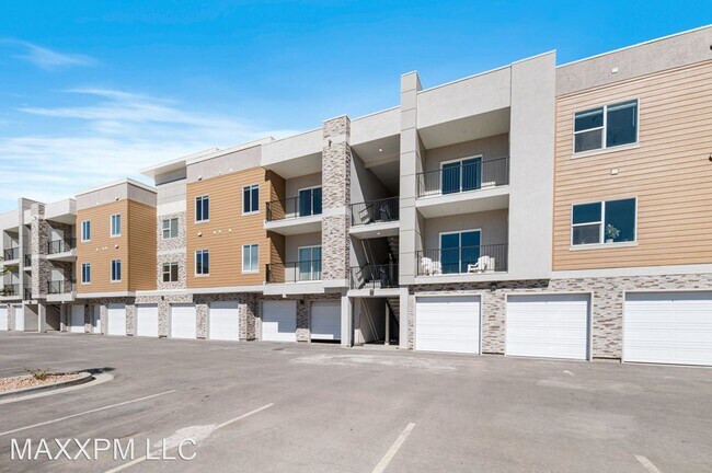 Building Photo - 3 br, 2 bath House - 2311 E 920 S #06