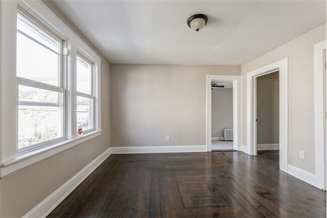 Building Photo - 139 Hancox Ave
