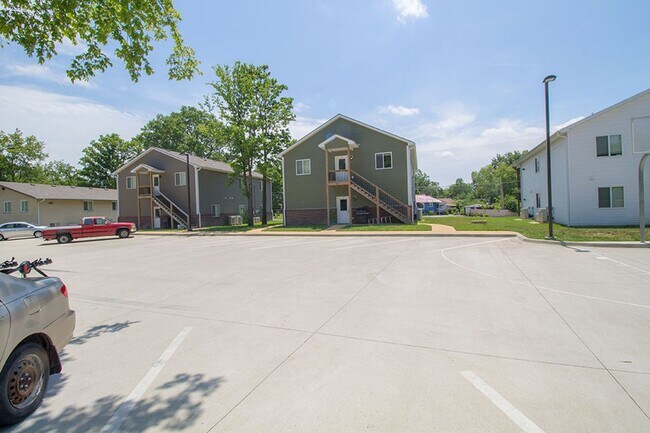 Foto del edificio - 1413 Paris Rd