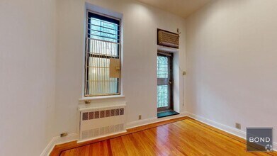 Building Photo - 1441 York Ave