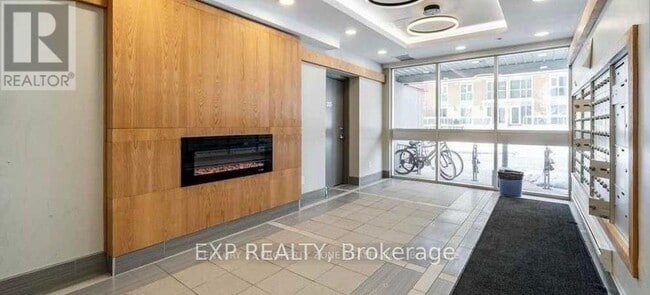 Building Photo - 258B Sunview St