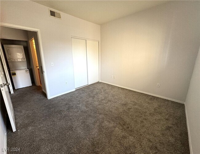 Foto del edificio - 4730 E Craig Rd