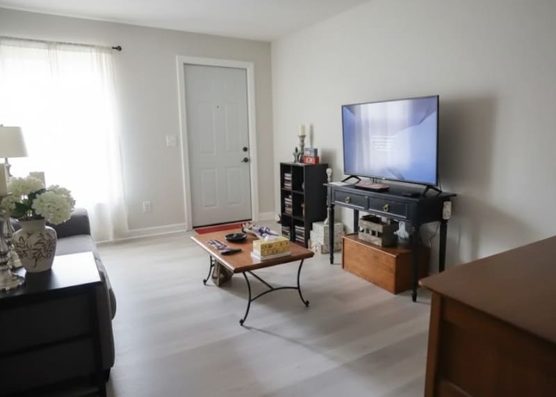 Foto del edificio - 3733-3755 Oregon Ave