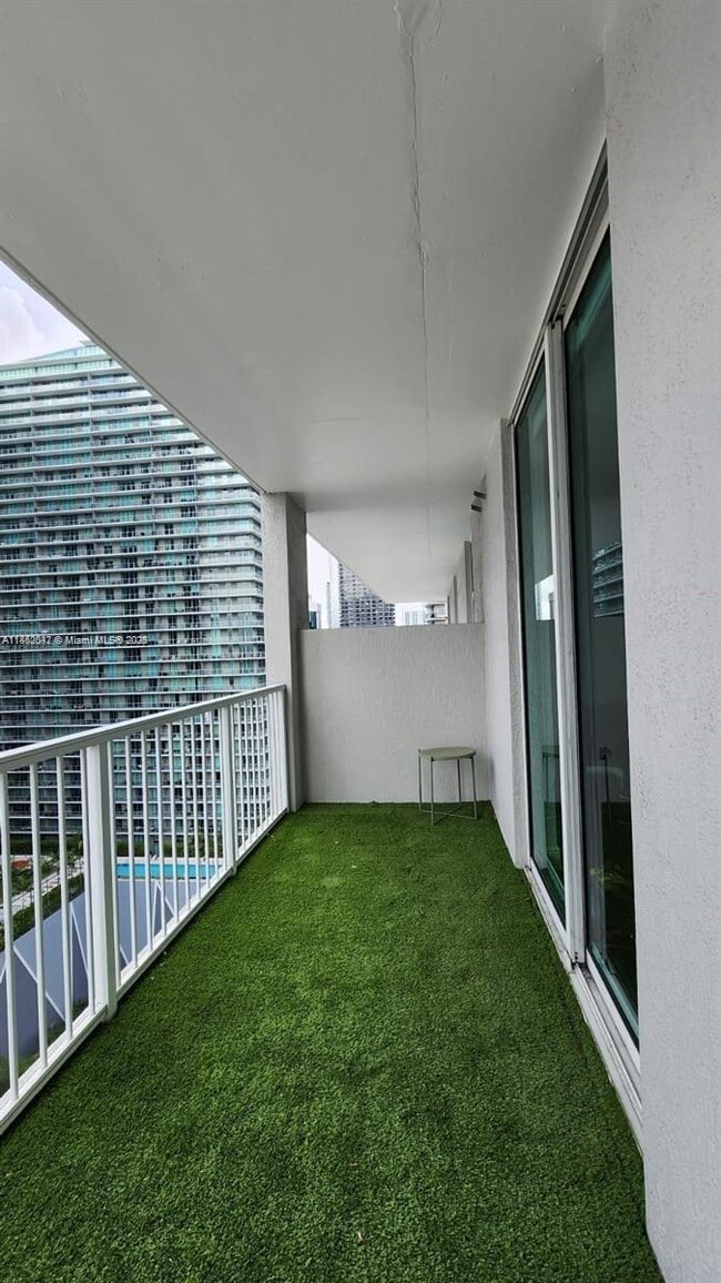 Foto del edificio - 1250 S Miami Ave