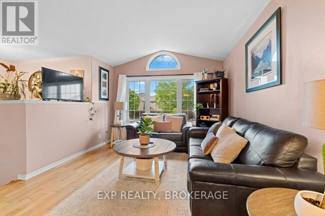 Building Photo - 1313 Juniper Dr