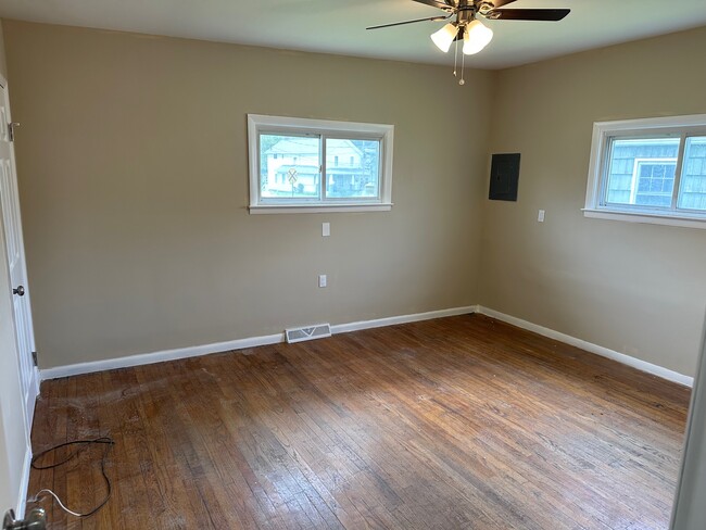 Bedroom 1 - 505 W 52nd St