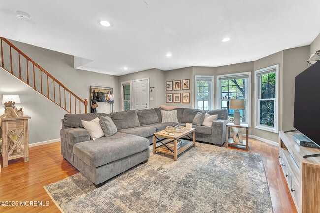 Foto del edificio - 43 Woodledge Ct
