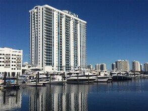 Building Photo - 17301 Biscayne Blvd