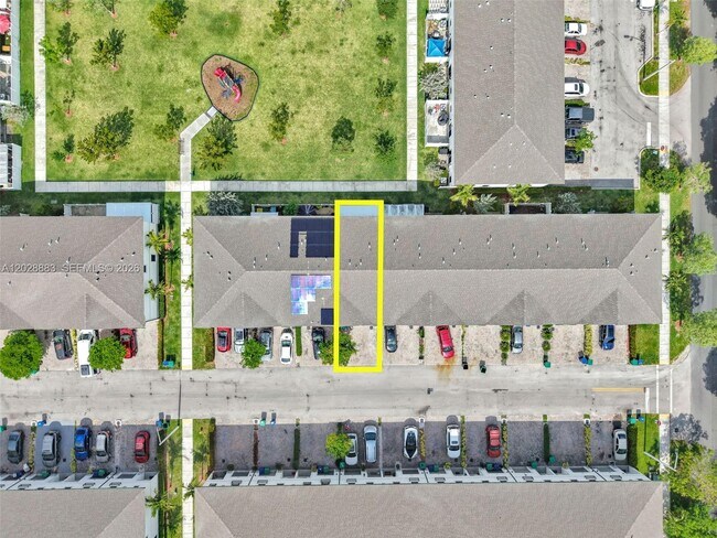 Foto del edificio - 1130 SW 6th Ct
