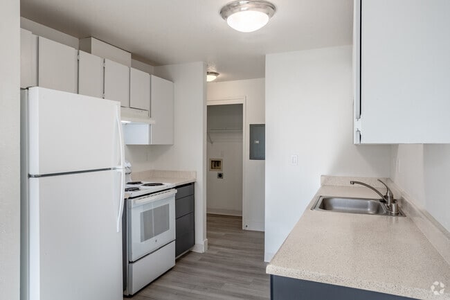 Kitchen - Erica Village