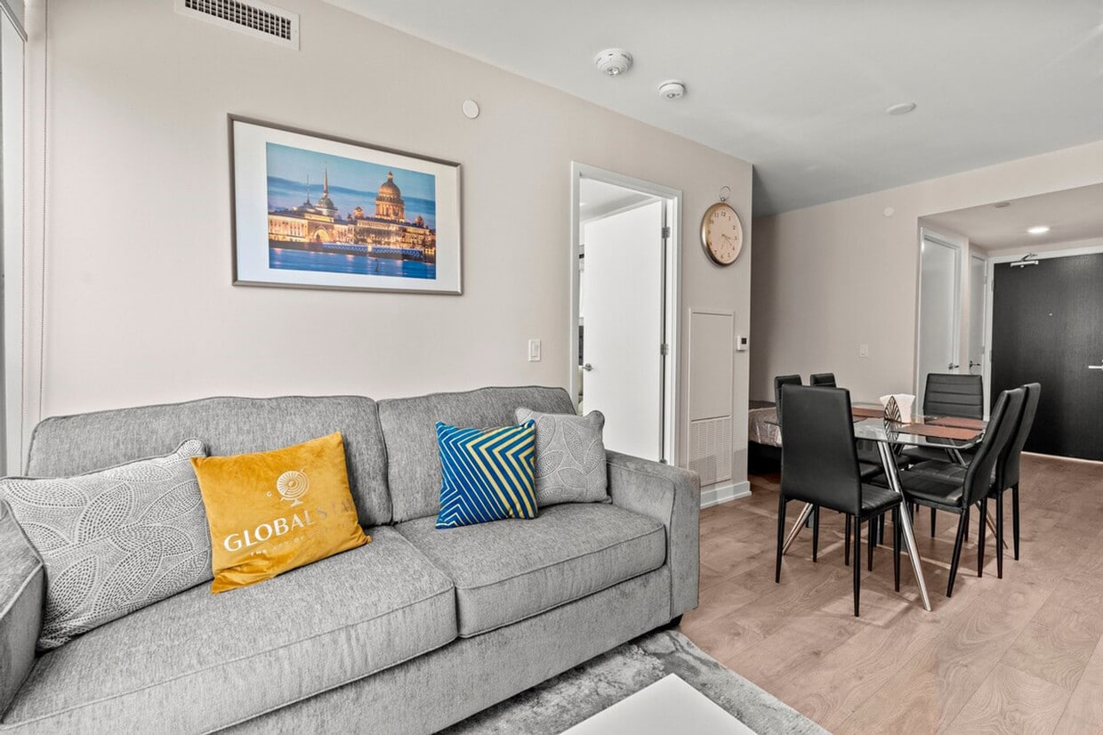 Photo principale - 542A Yonge St