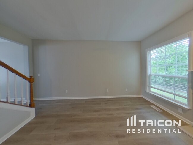 Foto del edificio - 202 Harris Ct