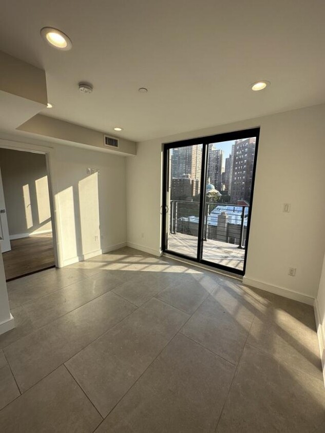 Foto principal - 1 bedroom in New York NY 10029