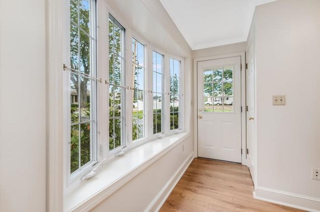 Building Photo - 87 Lenox Ave