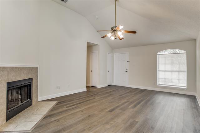 Foto del edificio - 7850 Excaliber Rd