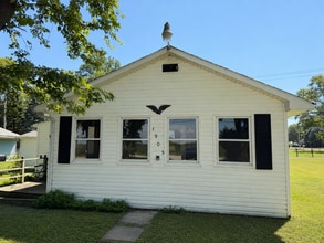 Building Photo - 1905 14th Ave