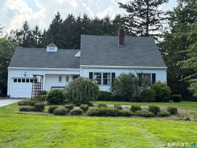Building Photo - 989 N Farms Rd