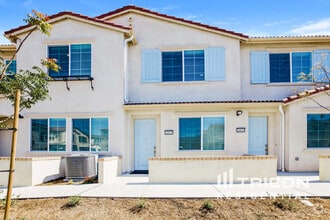 Building Photo - 24870 Padre Ct