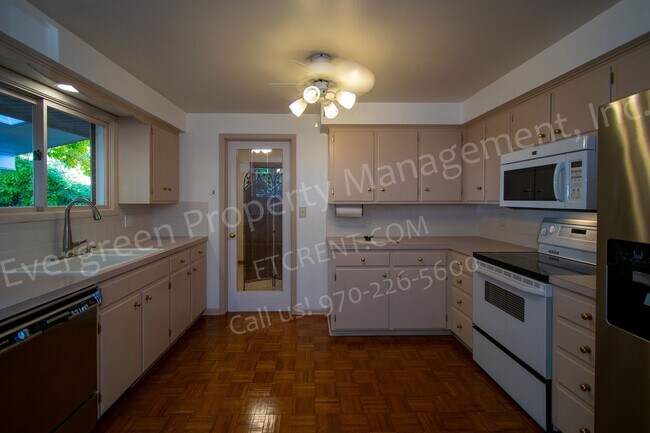 Foto del edificio - Gorgeous ranch style home in Loveland