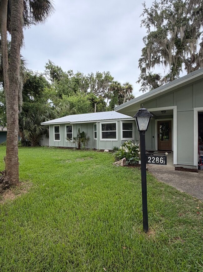 Building Photo - 2286 Swoope Dr