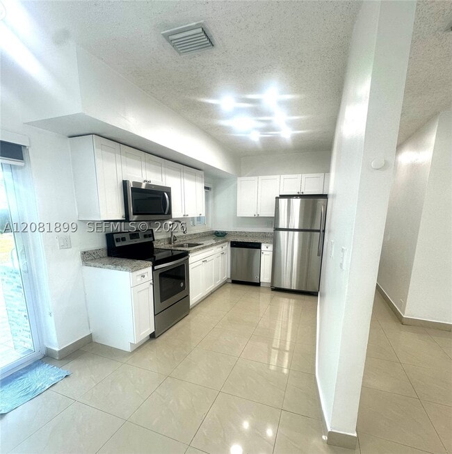 Foto del edificio - 6605 W 6th Ave