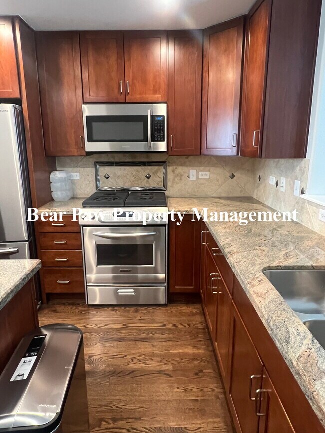 Foto del edificio - Beautiful Townhome in Belmar!!