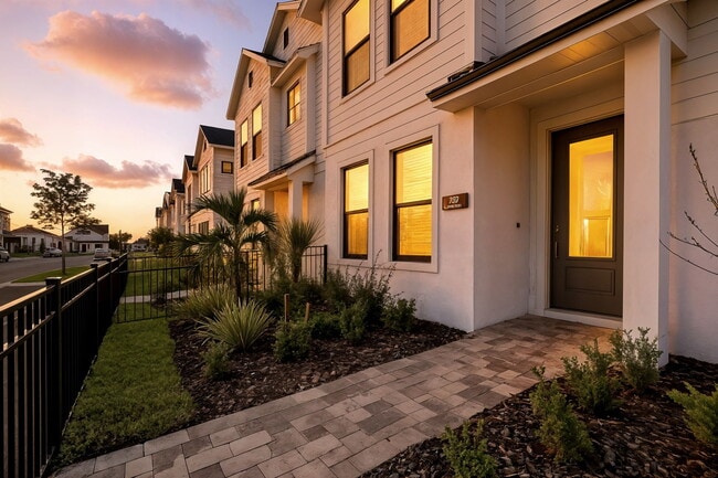 Building Photo - 7237 Sutton Ln