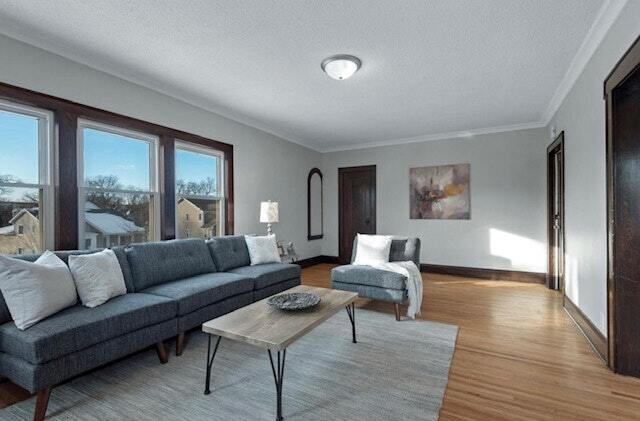 Foto principal - 906 N Logan Ave