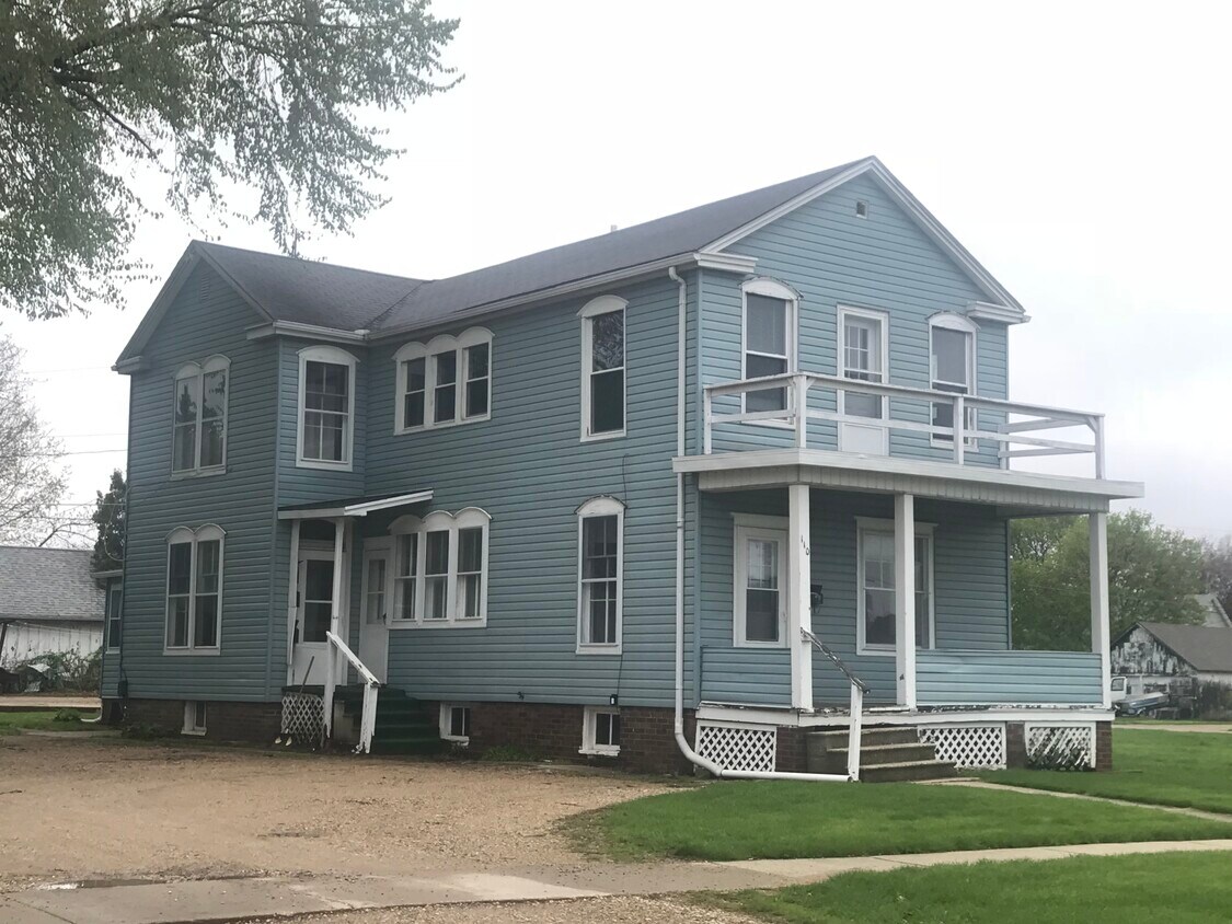Foto principal - 110 S Pleasant St