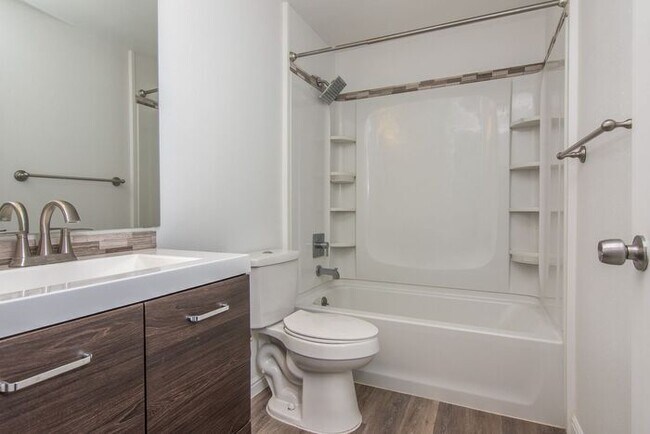 Foto del edificio - 6567 Sunrise Oak Dr