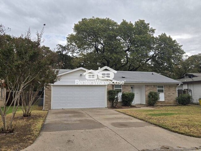 Building Photo - MOVE IN READY - HURST TX - 3BEDS 2BATHS