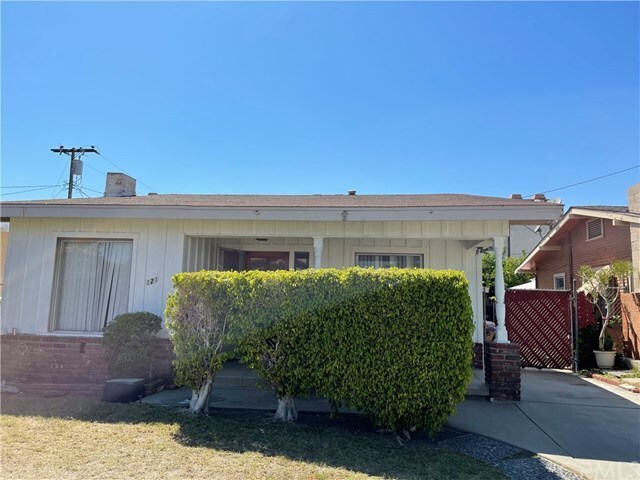 Primary Photo - 121 N Raymond Ave