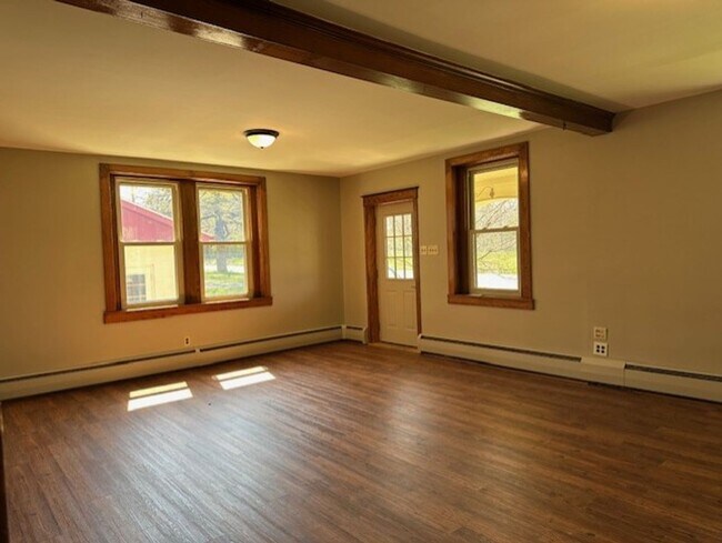 Foto del edificio - 2020 State Dr